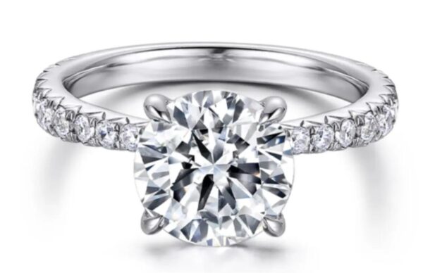 gyémánt eljegyzési gyűrű